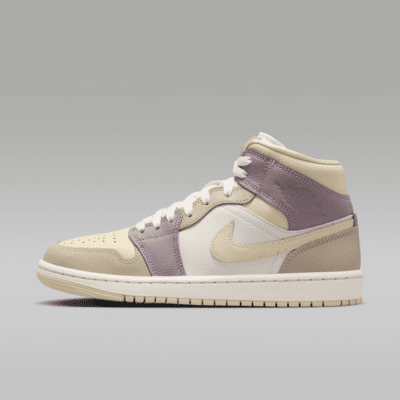 Nike jordans womens mid clearance
